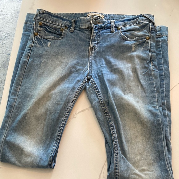 Free People Flared jeans- Size 29 - Picture 3 of 6